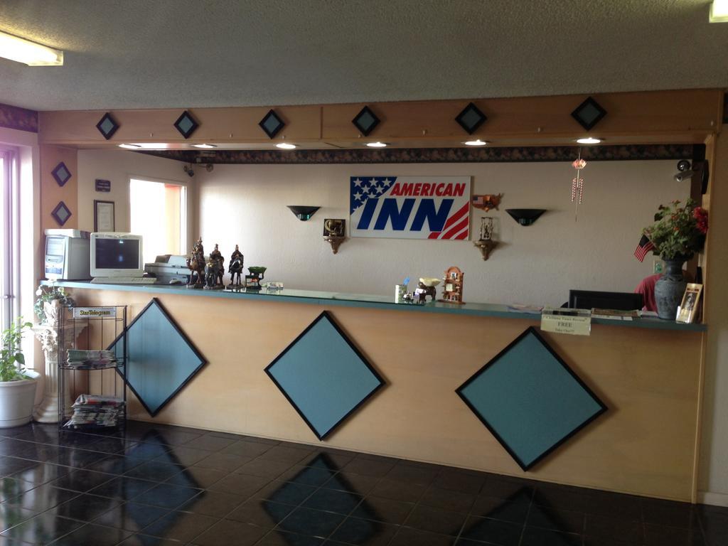 American Inn Cleburne Buitenkant foto